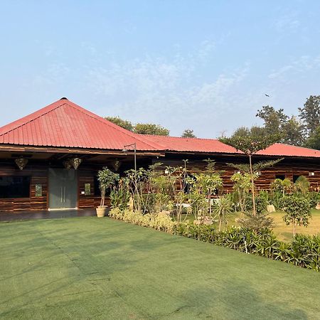 The Green Wood Palace I Farm House I Wedding I Party I 87Oo2O5865 Villa Gurgaon Eksteriør bilde